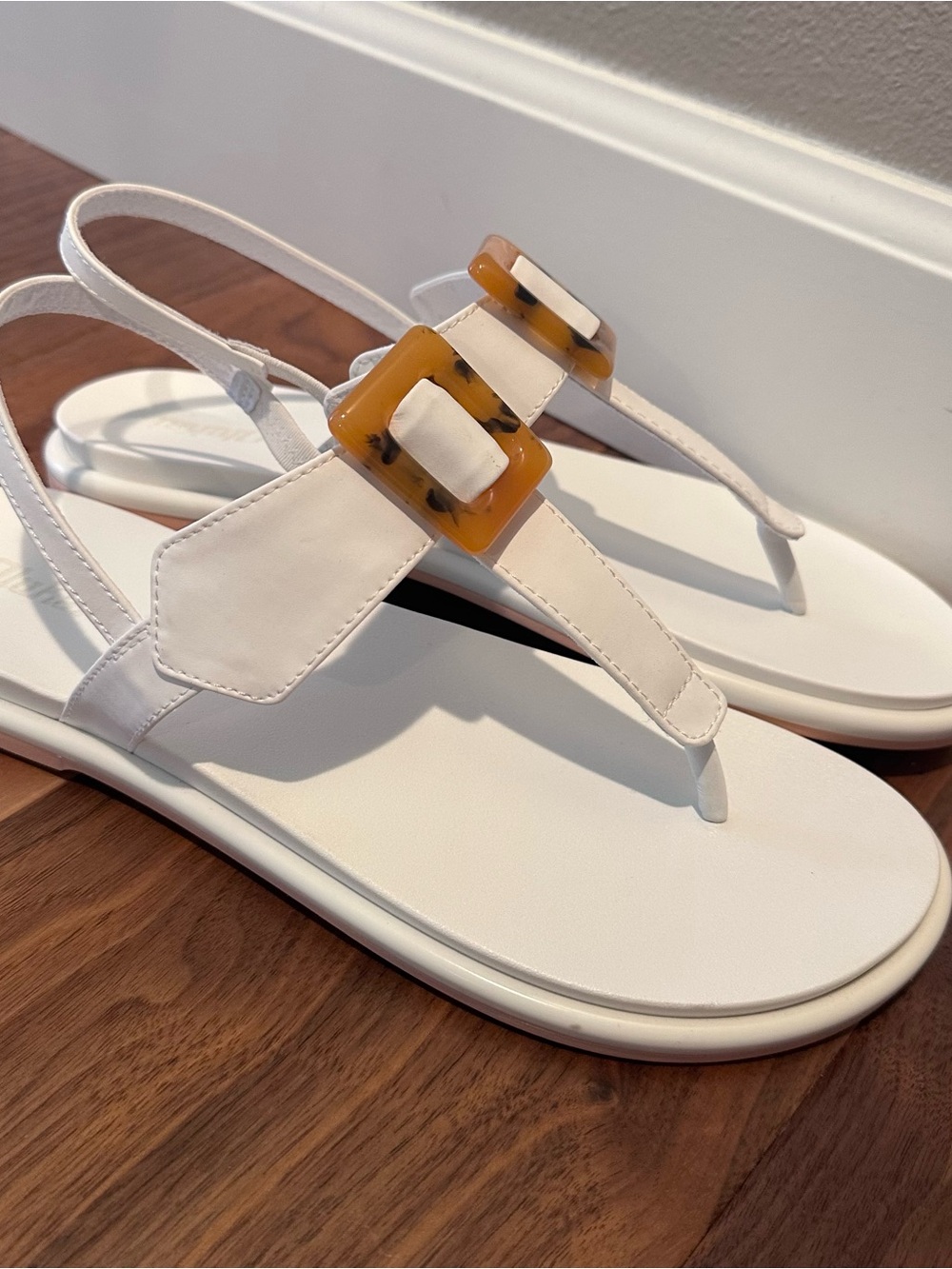 OluKai La'i T-Bar Comfort Sandals - Picture 5 of 9